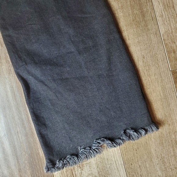 Abercrombie & Fitch Black High Rise Ankle Flare Denim Jeans Size 28 / 6R EUC - Picture 13 of 16